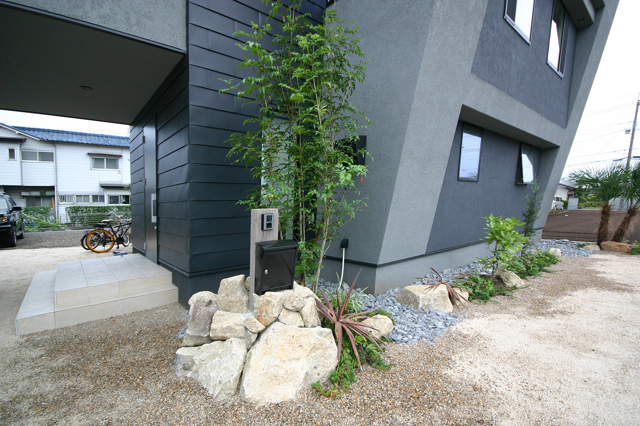 Nave di grigio_外観