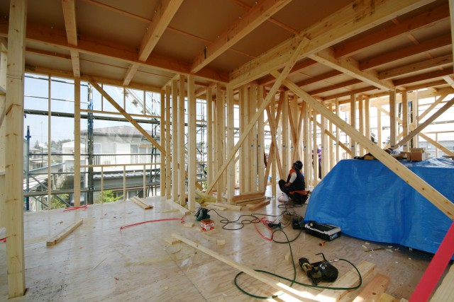 日光市千本木で屋上庭園付き住宅の建て方でした
