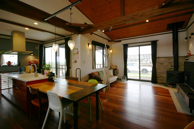 筑波山を望む平屋