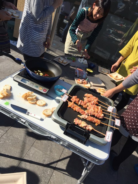 屋上で、スペインおつまみ「タパス」講座♪