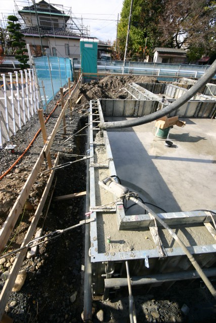 LOAFER［ローファー］建築中