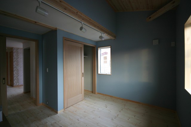 LOAFER［ローファー］もうすぐ完成です