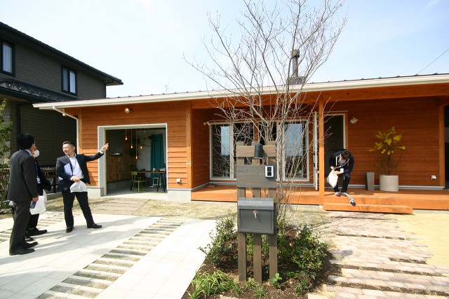 FREEQ COVACOFUNC［コバコファンク］