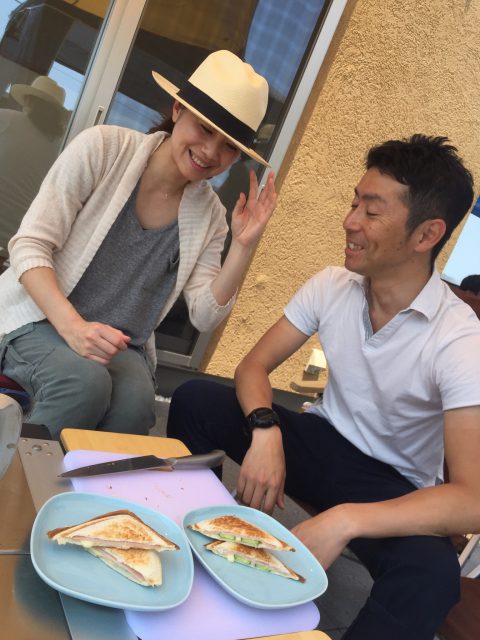 屋上で、キャンプ料理体験会開催しました