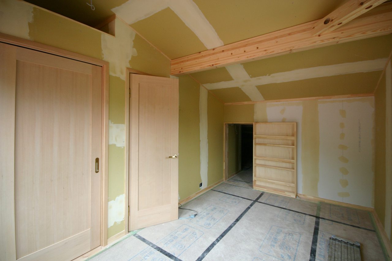 クロス工事｜平屋＋αLOAFER［ローファー］｜栃木県日光市